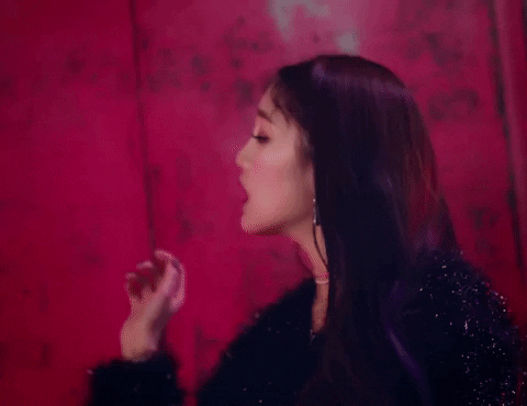Minnie Senorita GIF by (G)I-DLE