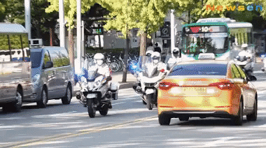 tintuckpop giphyupload GIF