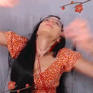 RichellynaTwitch giphyupload hype tutstuts richellyna GIF