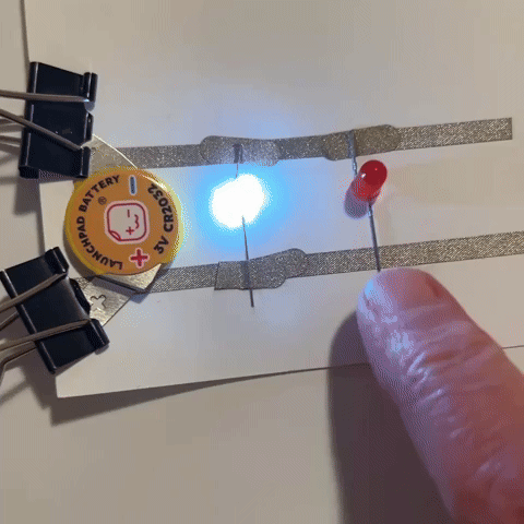 jillchibi circuit GIF