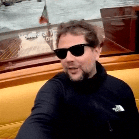 srtalisbela giphyupload kiss love you te amo GIF