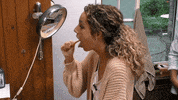 Zähne Zahnbürste GIF by RTLde