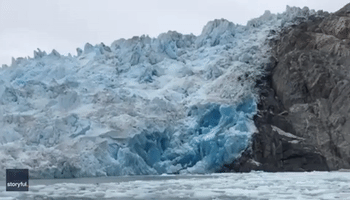 Glacier Landslide in Alaska Stuns Tourists