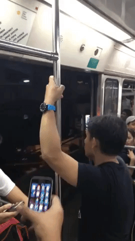 Commuter Captures Dangerous Trip Home in the Philippines