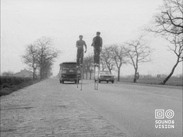 Fun Running GIF by Beeld & Geluid