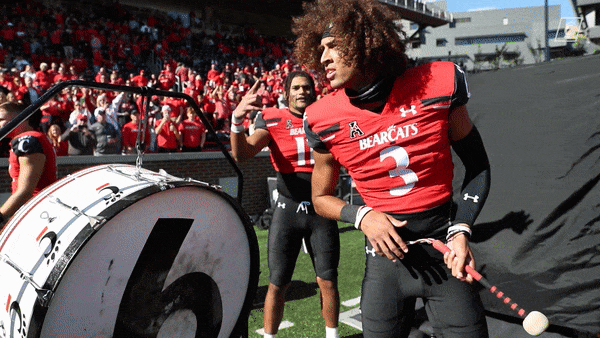 University Of Cincinnati Touchdown Celebration GIF by Cincinnati Bearcats