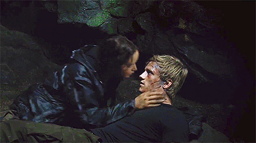 katniss and peeta GIF
