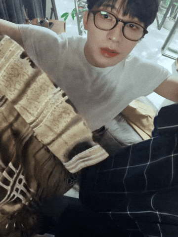 세븐틴 Jeonwonwoo GIF