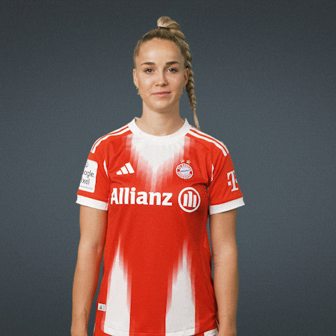 Football Soccer GIF by FC Bayern Women