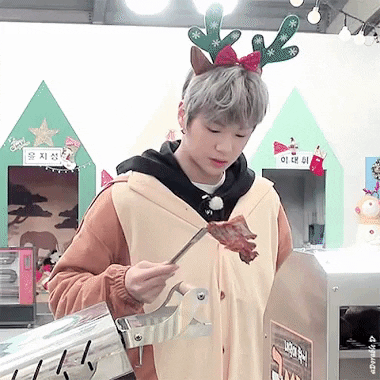 kpoopshiz giphyupload GIF