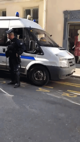 Police on Scene in Paris as Blockade of Sciences Po Recommences