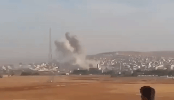 US Airstrikes Attack Islamic State Militants in Kobane