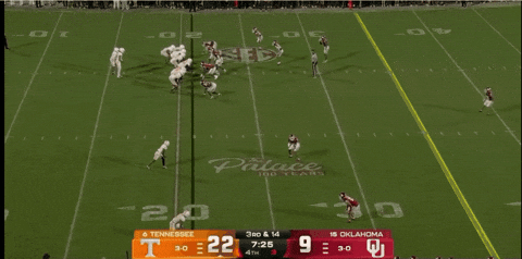 Dylan Sampson breaking tackles against Oklahoma.