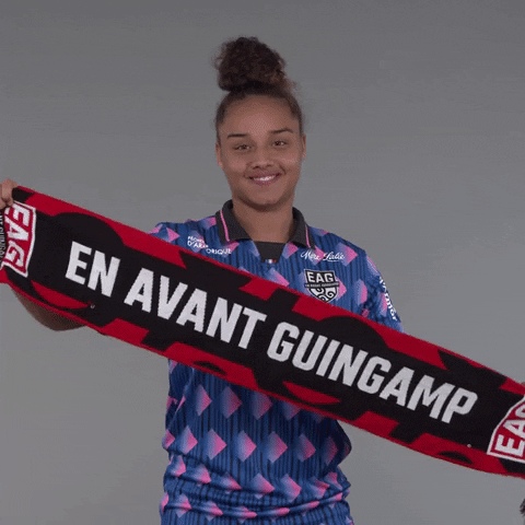 Football Foot GIF by EA Guingamp