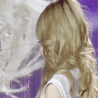 Lisa GIF