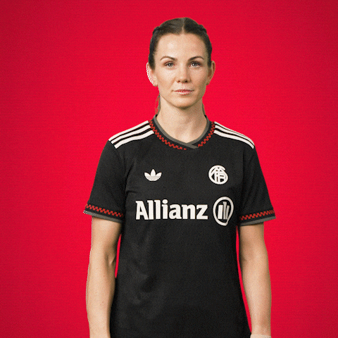 Football Soccer GIF by FC Bayern Women
