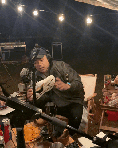 352d816188c94a3981cbb93ac4c754ea giphyupload GIF