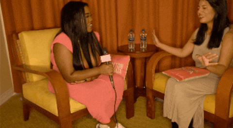 Interview Latinas GIF by reggaetonconlagata