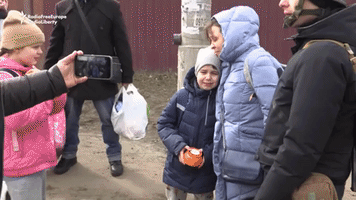 Civilians Flee Embattled Kyiv Suburbs Through 'Green Corridor'