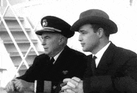marlon brando learning GIF by Maudit