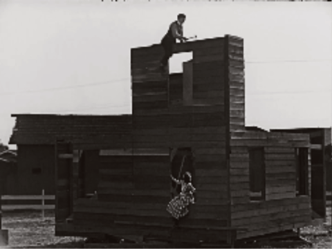 iconauta giphygifmaker buster keaton up and down one week GIF