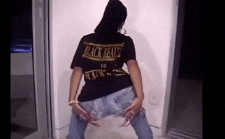 Nails Saweetie GIF by Trés She