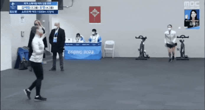 742c348079504f06ae05d27f91f4f518 giphyupload GIF