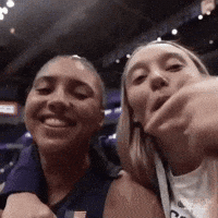 Paige Bueckers GIF