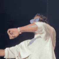 damso_gifs danse sourire damso 2 diamants GIF