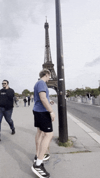 Twea GIF