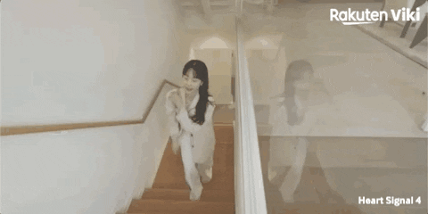 Stairs Dramacoreano GIF by Viki