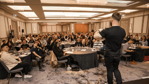 onlinetrainereducation giphygifmaker giphyattribution online trainer education GIF