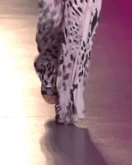 lolacasademunt  GIF