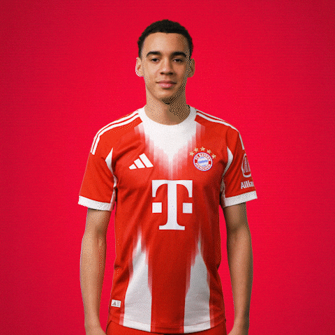 Celebration Bambi GIF by FC Bayern Munich