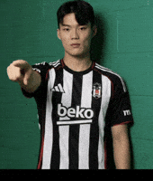 Hyeon GIF