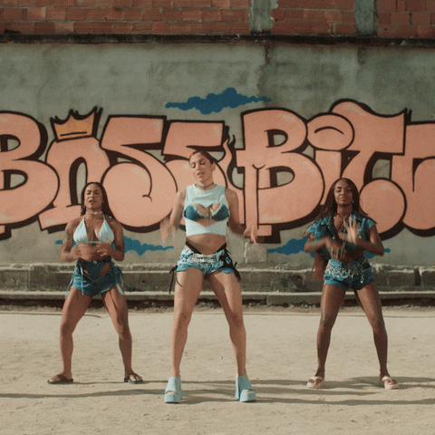 QGDAANITTA giphyupload GIF