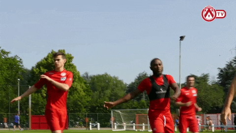 kvkofficieel giphygifmaker dancing kvk kv kortrijk GIF