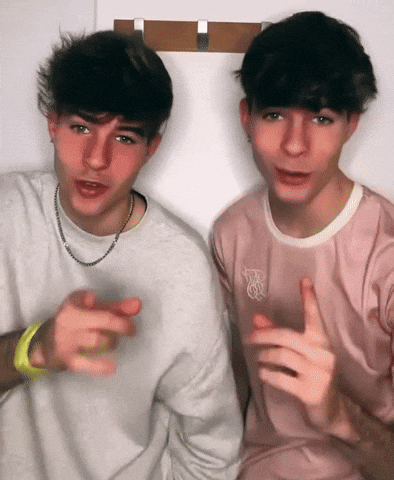 Evarowlandjd tu trillisvid your tourn te toca GIF