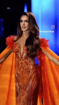 Gabriela Borges GIF