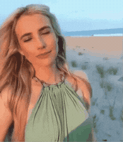 Emma Roberts GIF