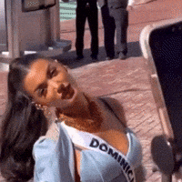 Queen Kiss GIF