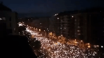 Hundreds of Thousands March in Barcelona for Jailed Independence Leaders