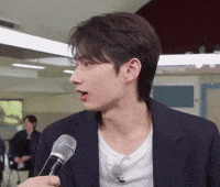 Wen Junhui Mic GIF
