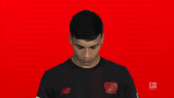 Look Up Bayer Leverkusen GIF by Bundesliga