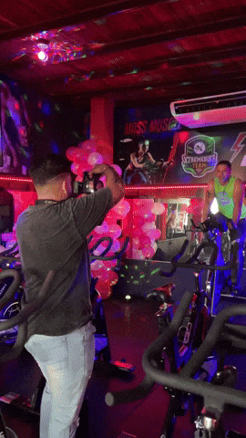 giphy.gif
