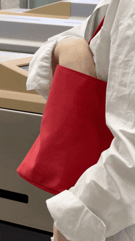 lifeholic giphyupload korea subway deodorant GIF