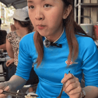Stay Tuned Eating GIF by kisstour.official