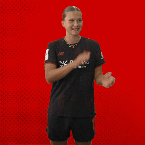 Well Done Applause GIF by Bayer 04 Leverkusen