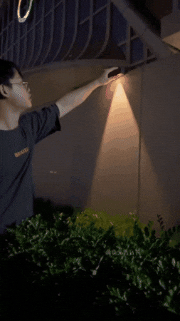 akiralagz giphygifmaker GIF