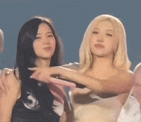 Rose Blackpink Kissing GIF